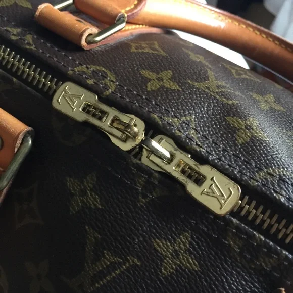 Louis Vuitton Keepall 50 Bandouliere Monogram - Picture 14 of 16